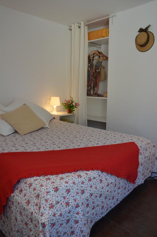 Apartment Rovellada Platja Colera Room photo